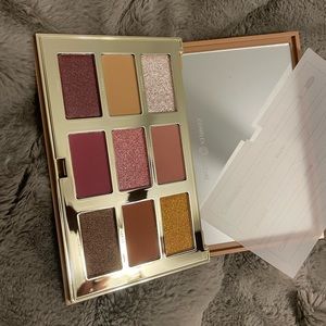 FUTURE’S SO BRIGHT EYESHADOW PALLETTE